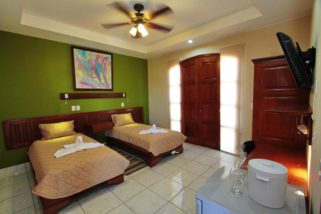 Hotel La Mar Dulce Granada Kültér fotó