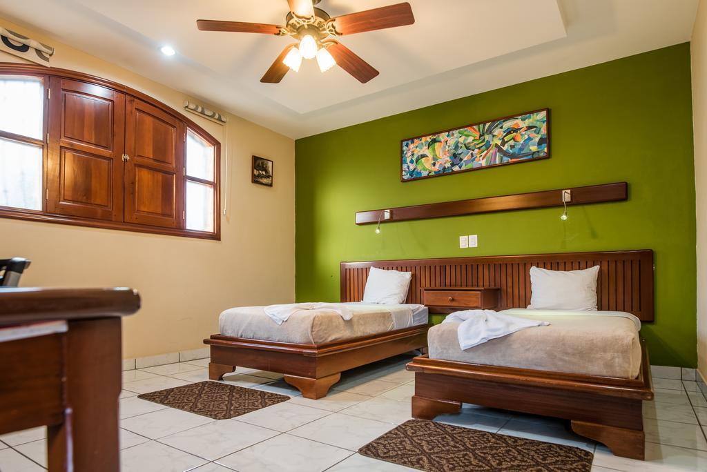 Hotel La Mar Dulce Granada Kültér fotó